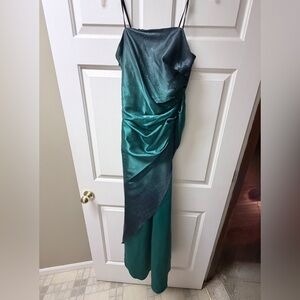 Elegant green dress